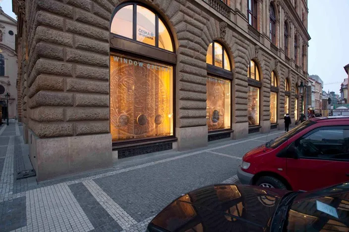 Window gallery Česká spořitelna — fotografie 03