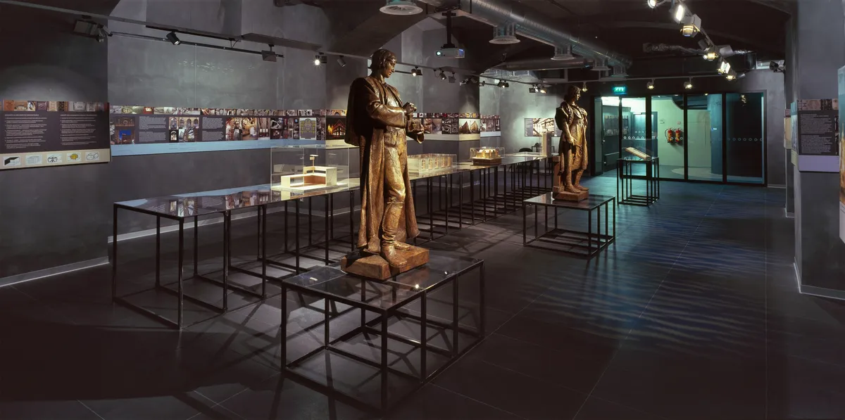 výstava Historie a rekonstrukce paláce Rytířská — fotografie 03