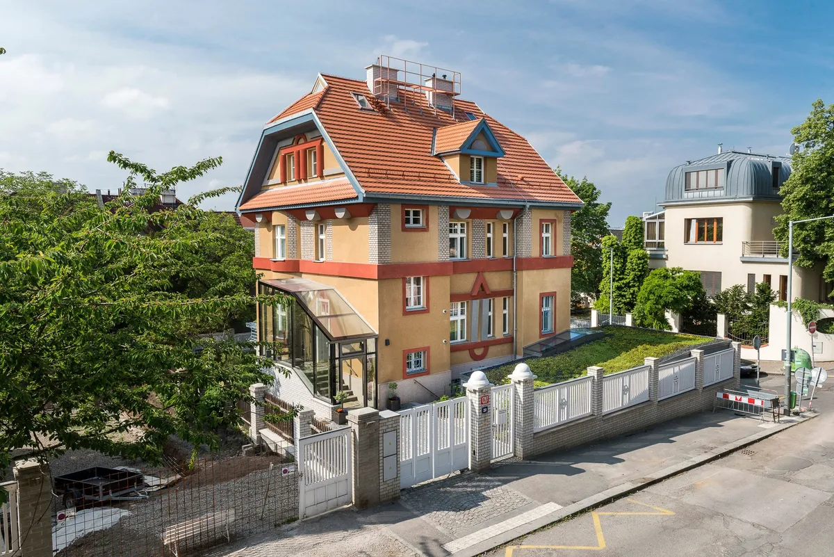 rekonstrukce rondokubistické vily — fotografie 32