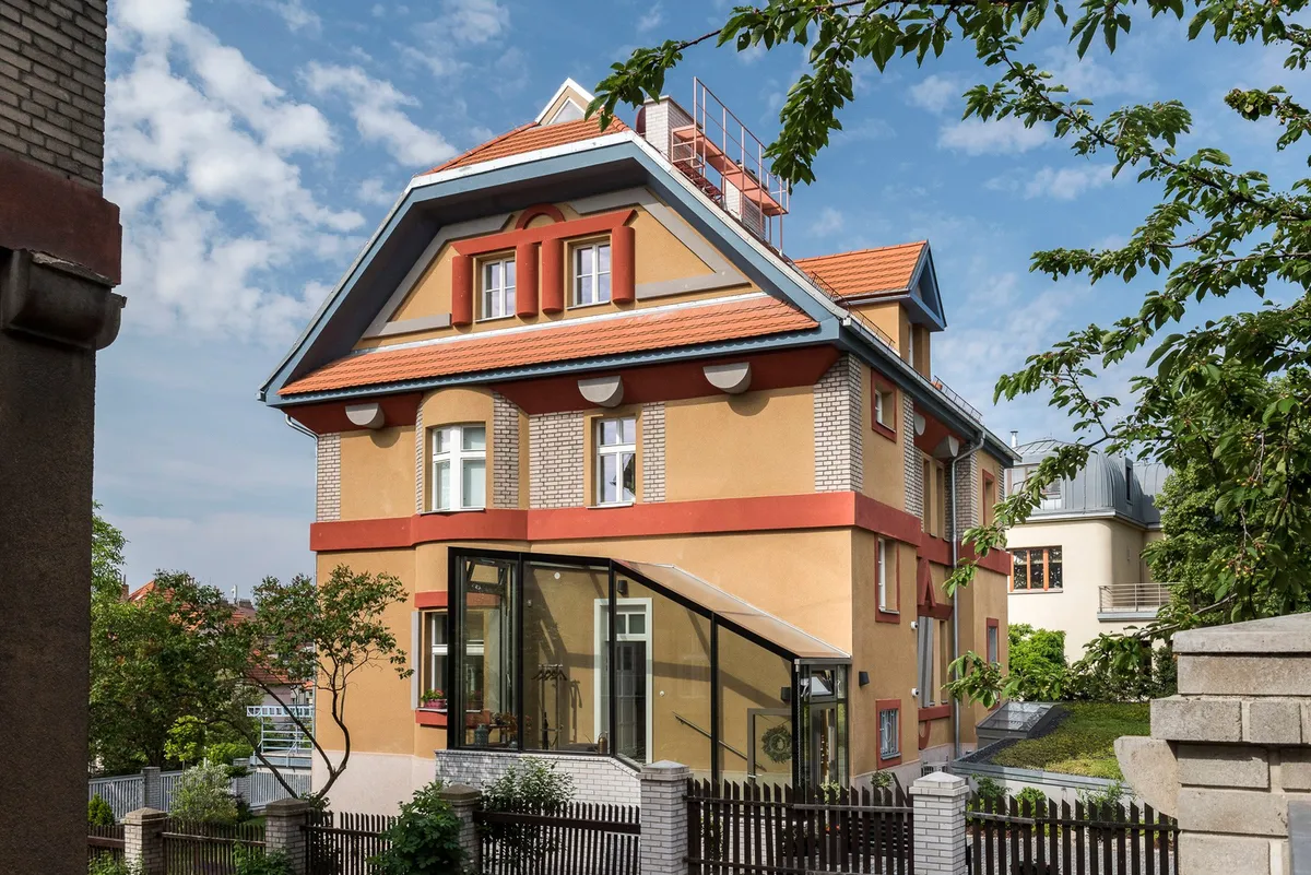 rekonstrukce rondokubistické vily — fotografie 31