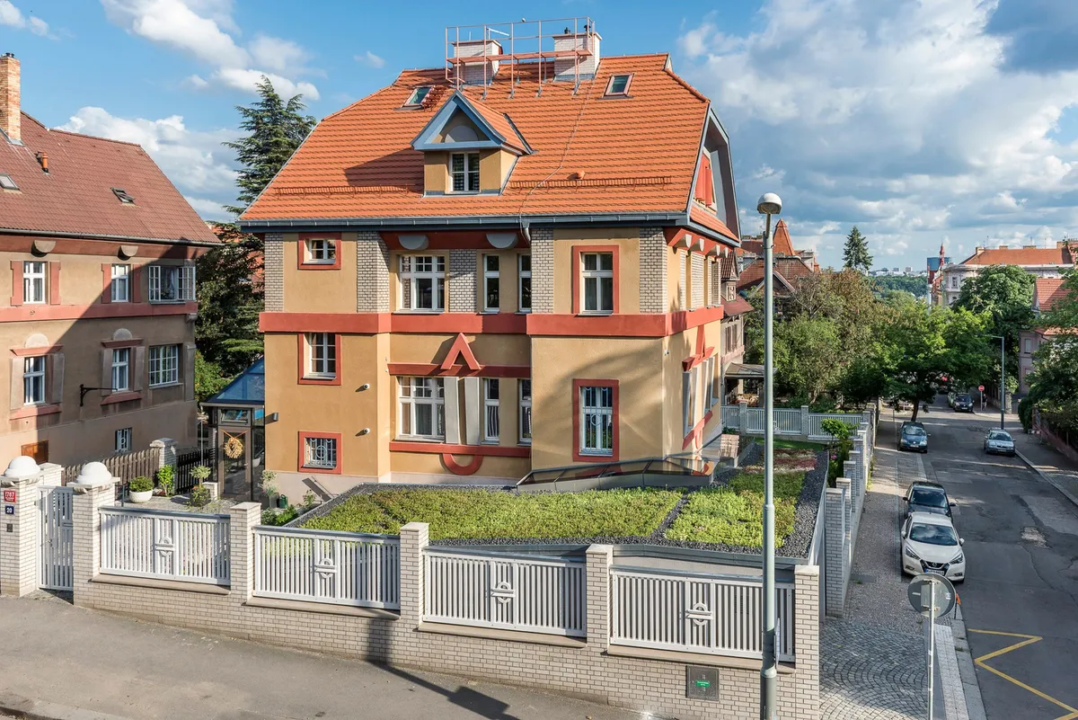 rekonstrukce rondokubistické vily — fotografie 33