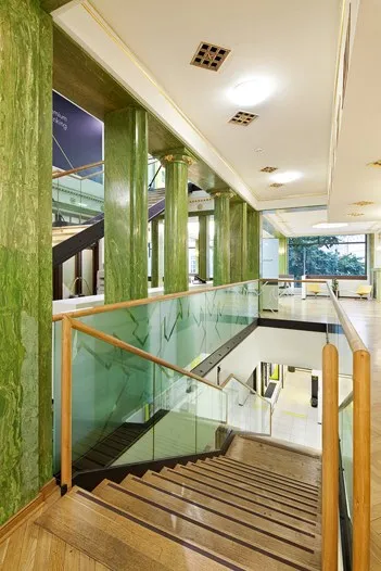 palác Astra — fotografie 14