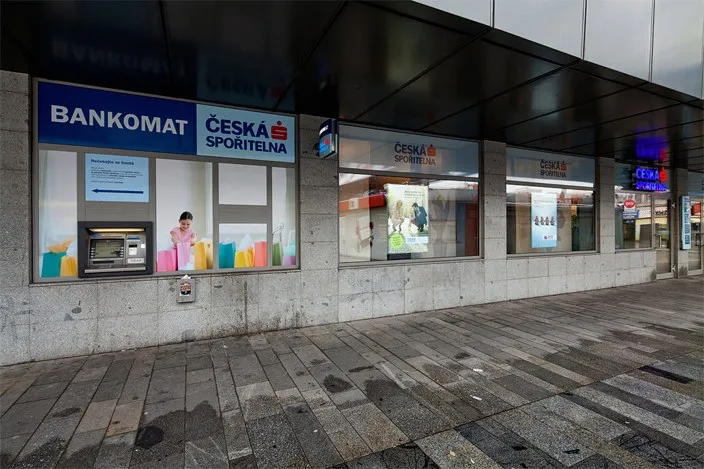 pilotní pobočka České spořitelny – Olbrachtova — fotografie 02
