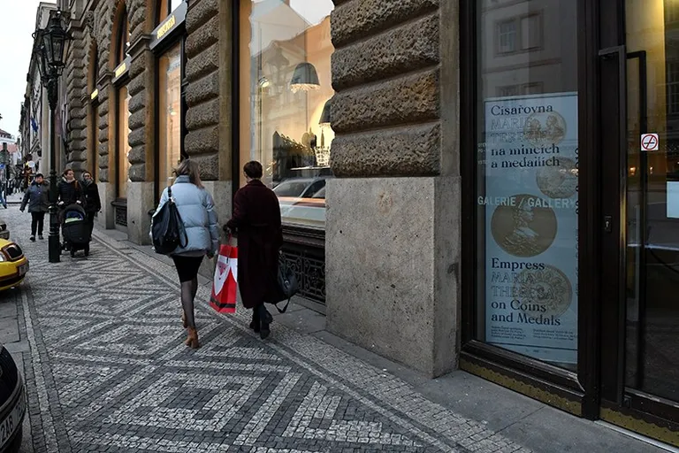 výstava Císařovna Marie Terezie na mincích a medailích — fotografie 05